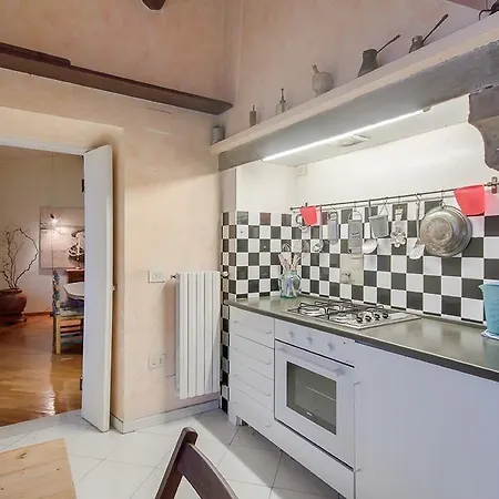 Altana Apartment Florence